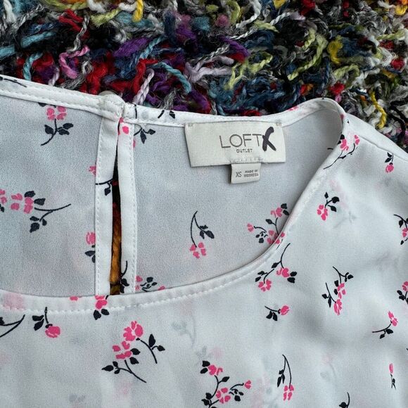 Loft Petite Floral Long Sleeve Peasant Blouse Keyhole Back Balloon Sleeve XS - Picture 3 of 8